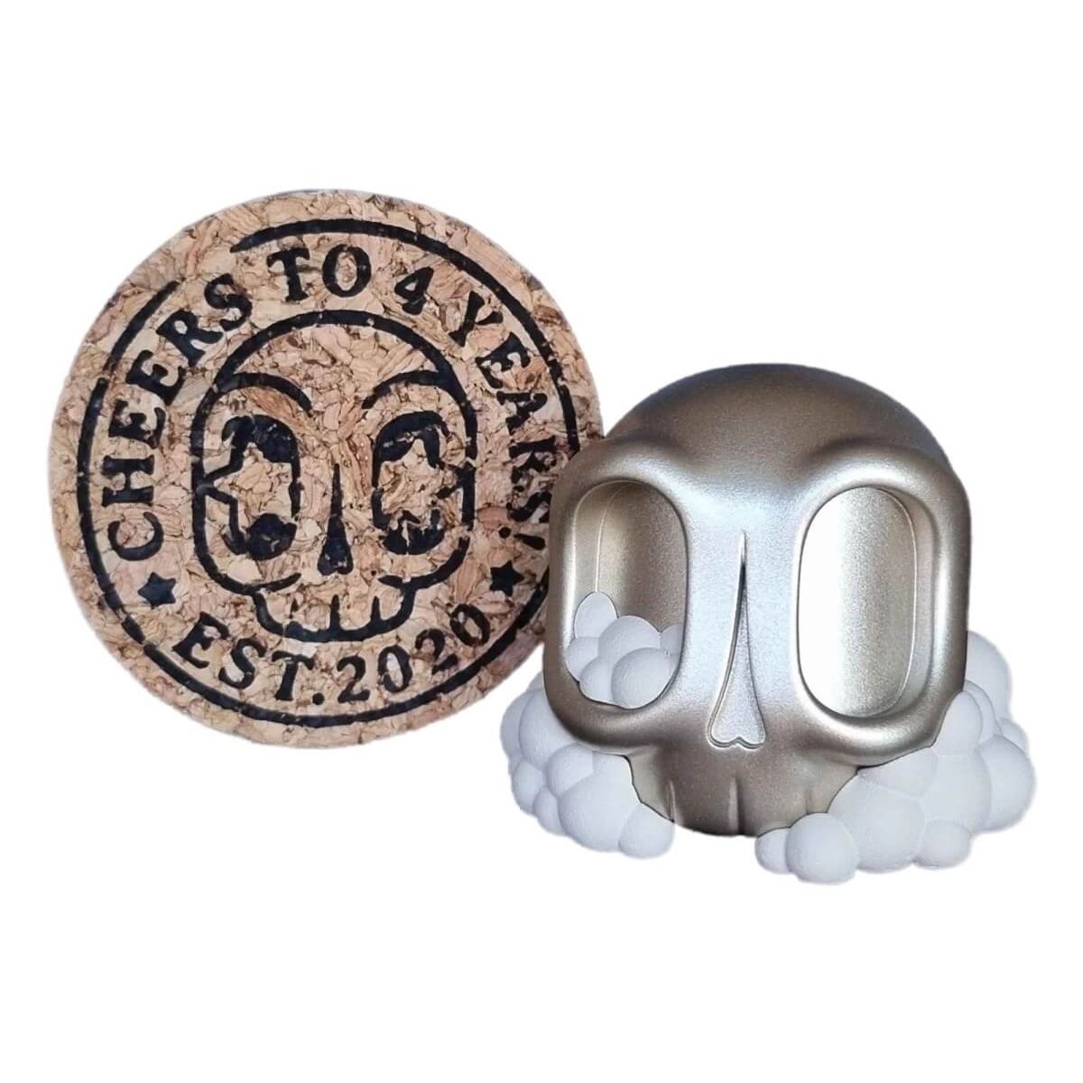 1.5" Champage : Cheers to 4 Years Dead Lucky