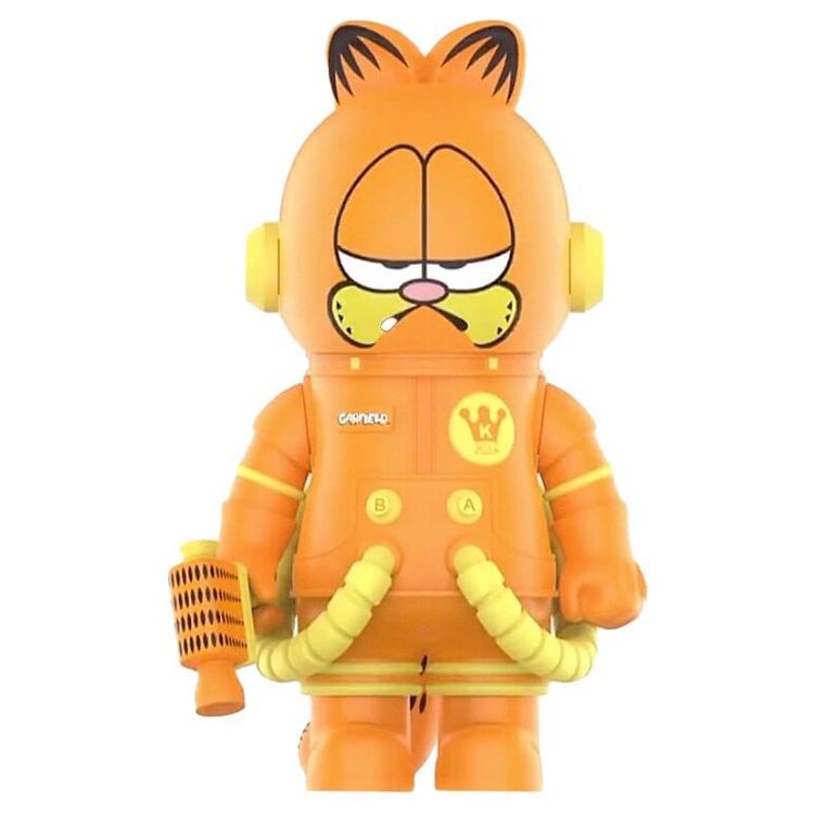 400% Mega Space Molly Garfield (Frowning) by Jim Davis