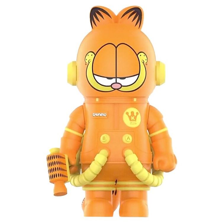 400% Mega Space Molly Garfield (Smiling) by Jim Davis