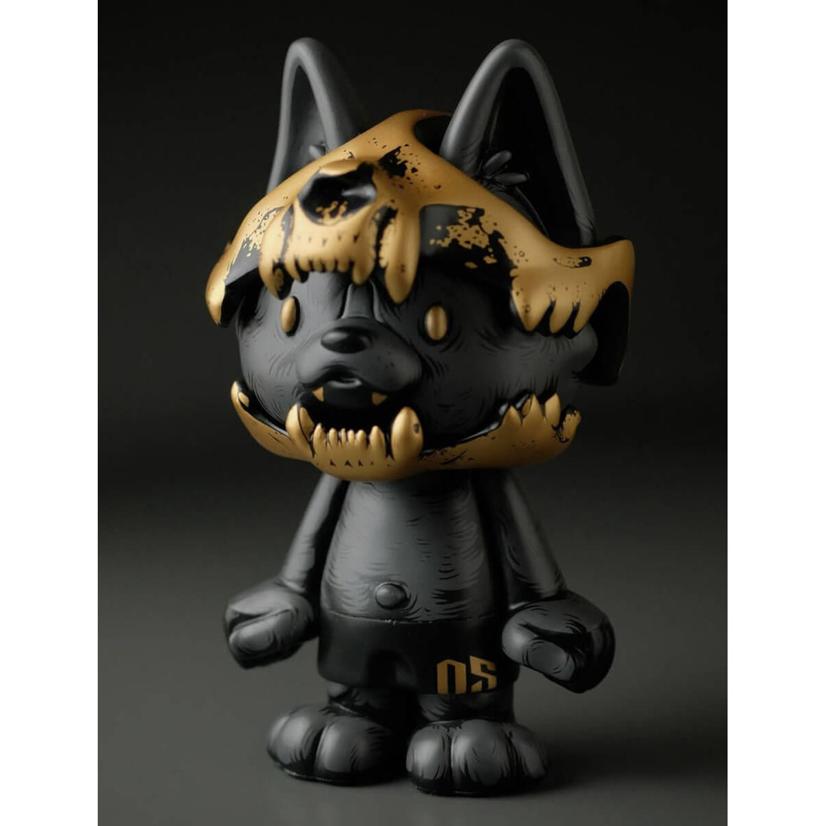 Alpha Gwen Gray Gold