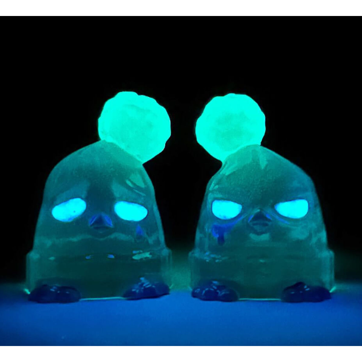 Azure Glow Beanie Birdz (Sad Eyes)