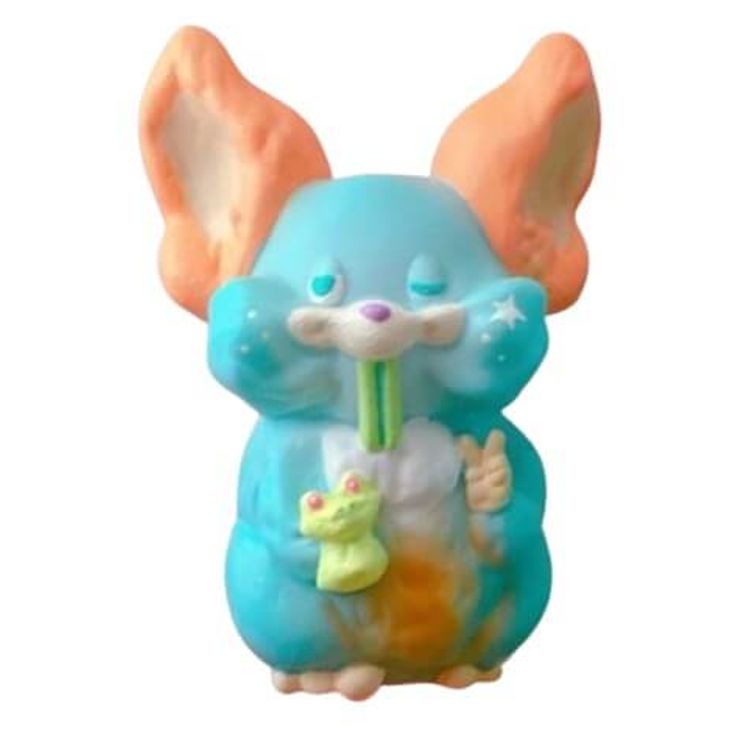 Baby Blue - Clay by Vivian Wang