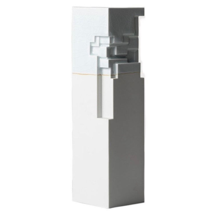Barbar X APT Vase Seiji by Delta (Boris Tellegen)
