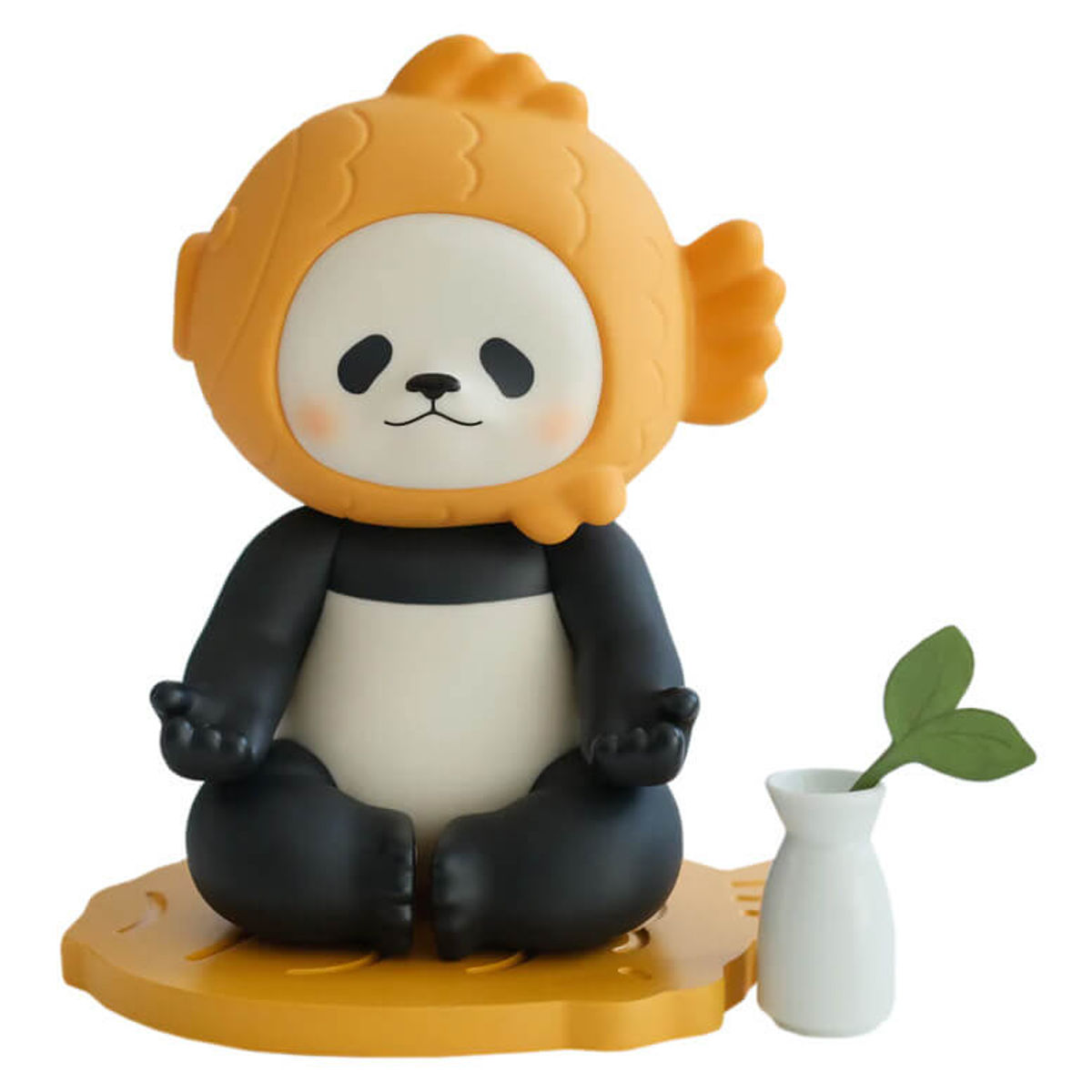 Big PanPan Buddha Who Meditates Seriously