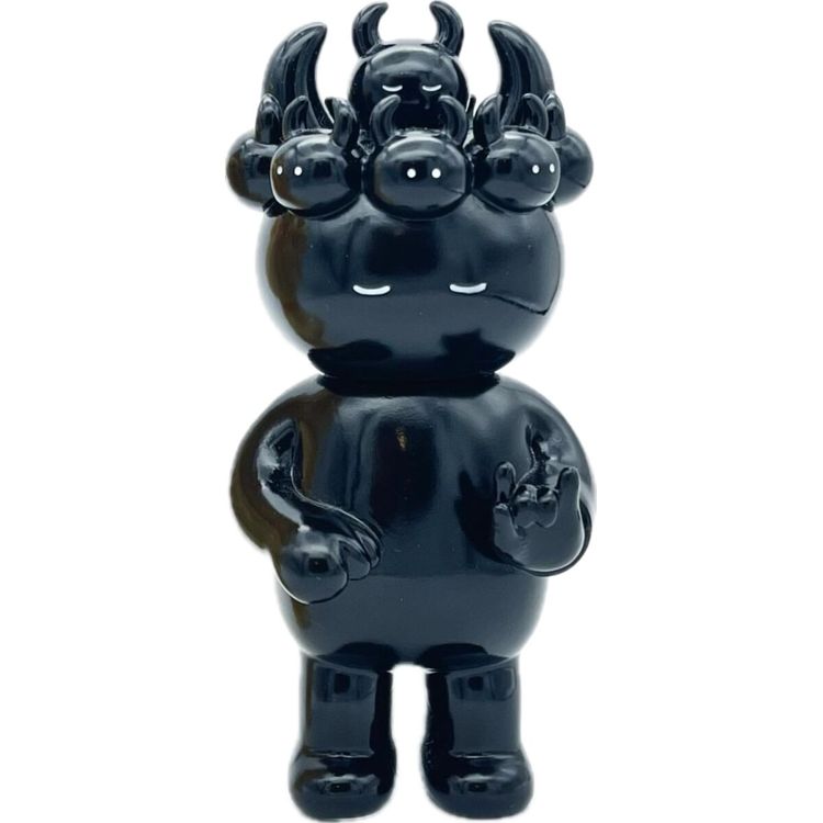 Black Imu Imu Uamou by Uamou (Ayako Takagi)