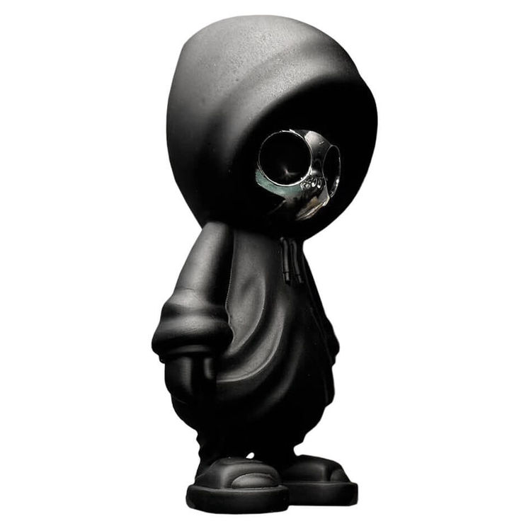 Black Silver Yoko by Labmonkeys (Lee Aller)