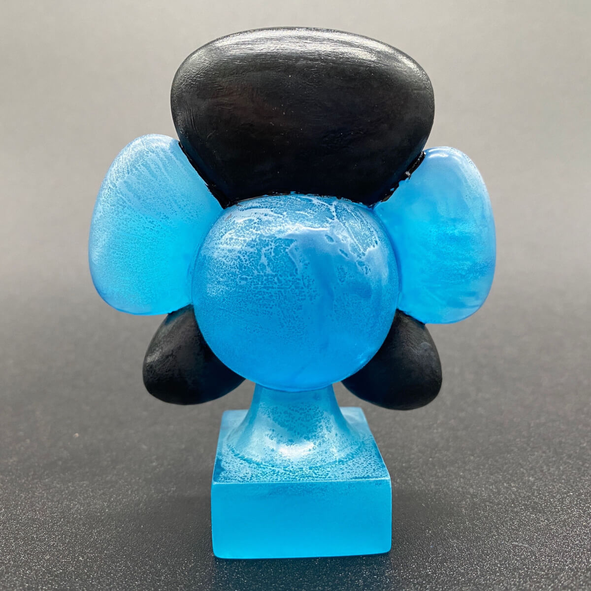 Black & Blue