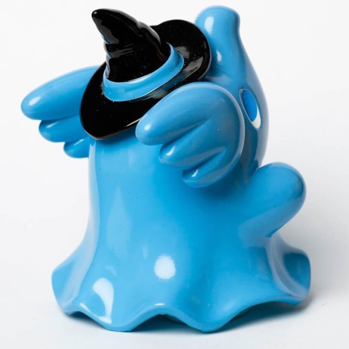 Blue Ghost Story Elfie