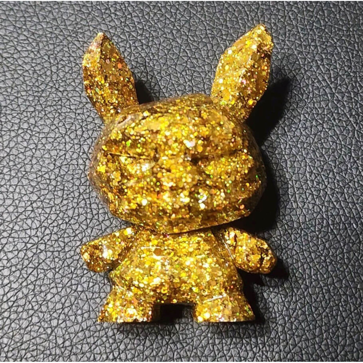 Broke Piggy After Party Golden Shard