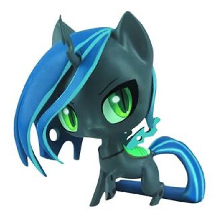 Chibi Queen Chrysalis by Sajira