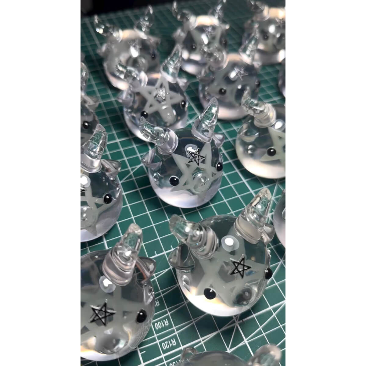 Clear Egg Bobbi GID Stars