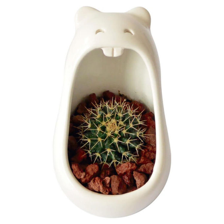 Comelón Pear Eater by TUIO
