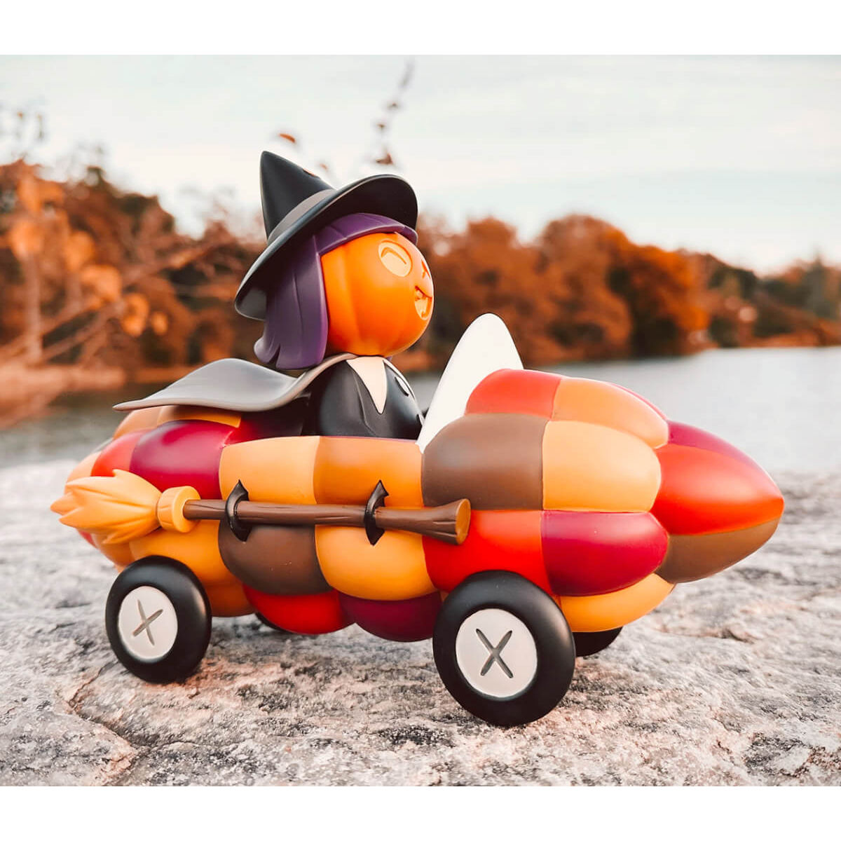 Corny Cruisers Willa the Way-Out Witch Corn Cob Cruiser