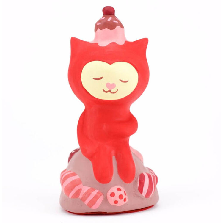 Cupcake Kitty “Clutter Special Rainbow Kawaii Edition” by Aya Kakeda
