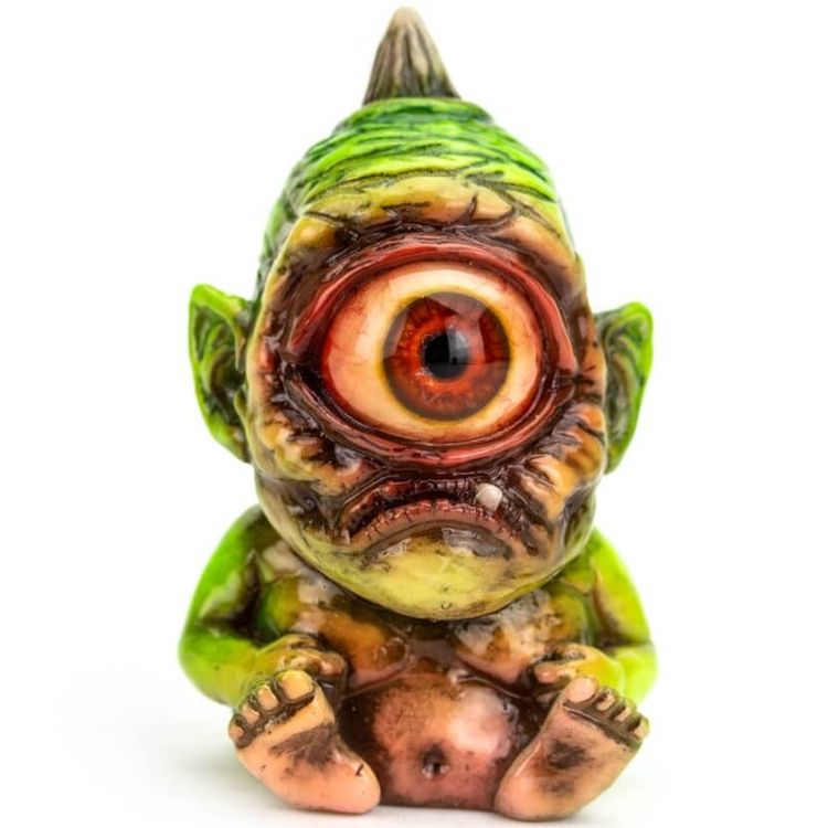 Cyclops – Painted Green Yellow by Dingy Dave