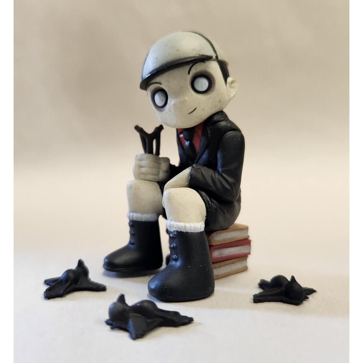 Damien (Black)