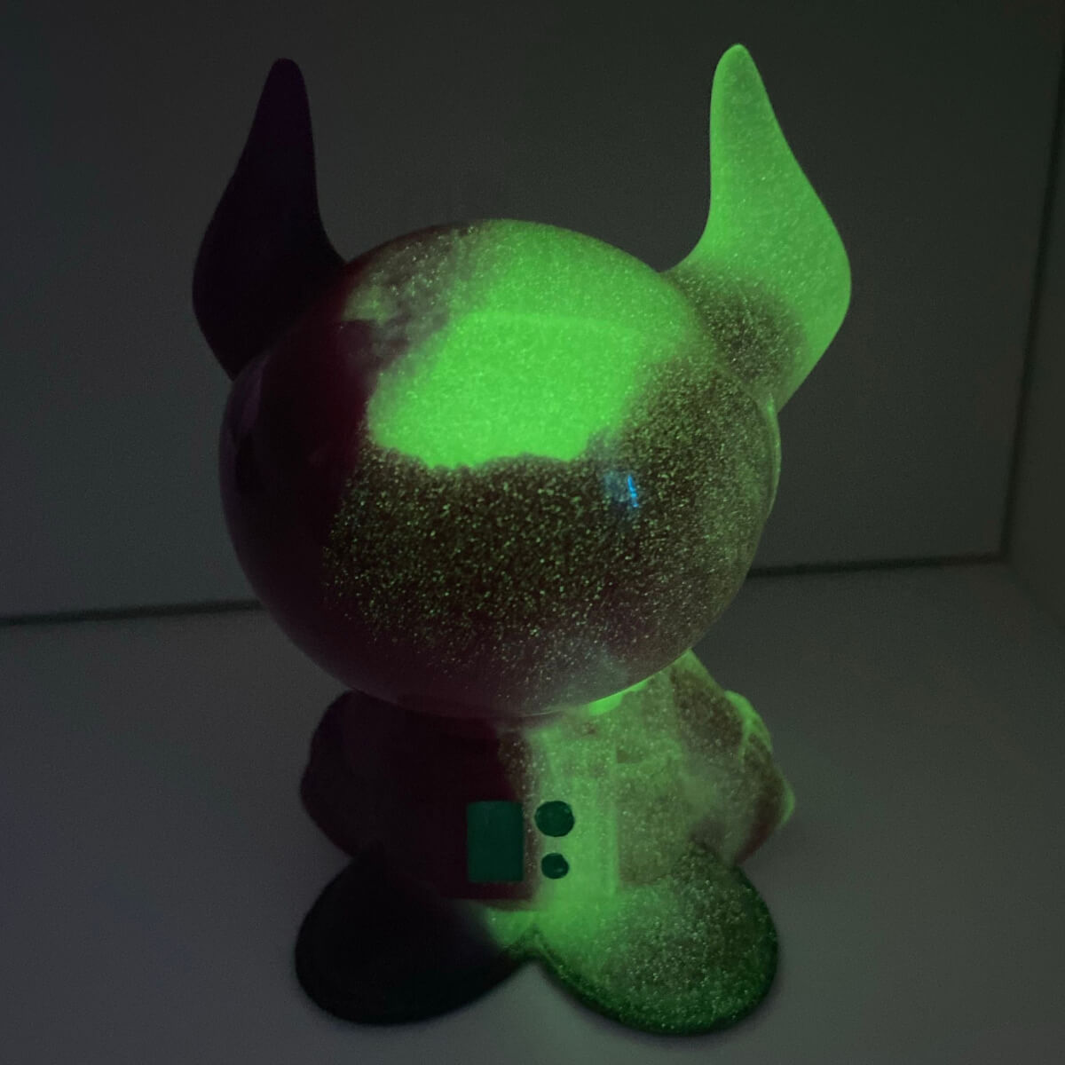 Dark Matter Glow Astro-not
