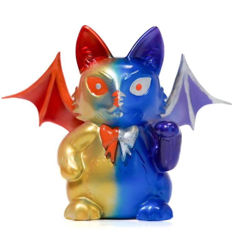Dark and Light Side Kitty Catbat by Max Nagata