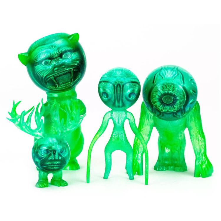Deep Space Crew Green by Zimot