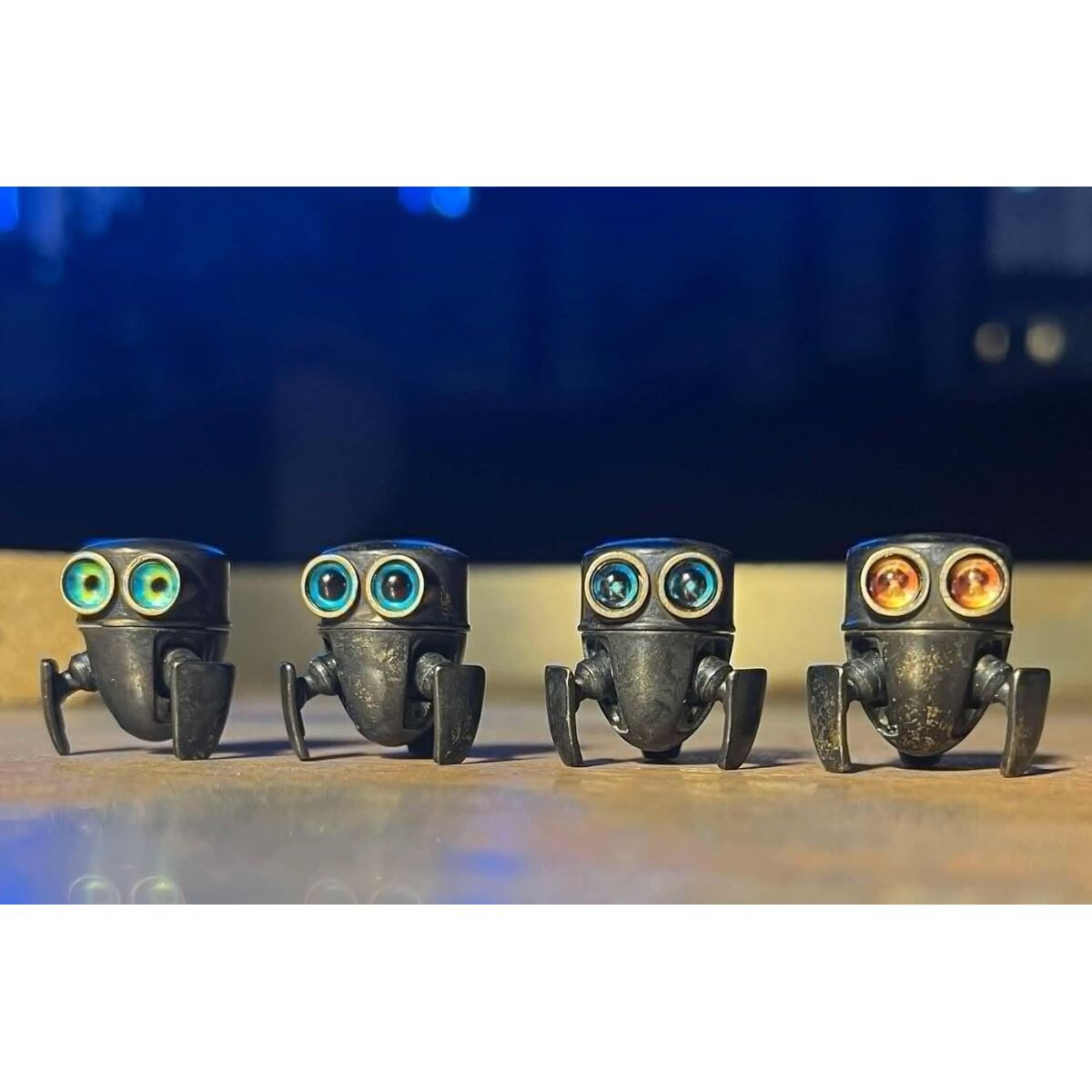 Drop Pod Bead (Blue Eyes)