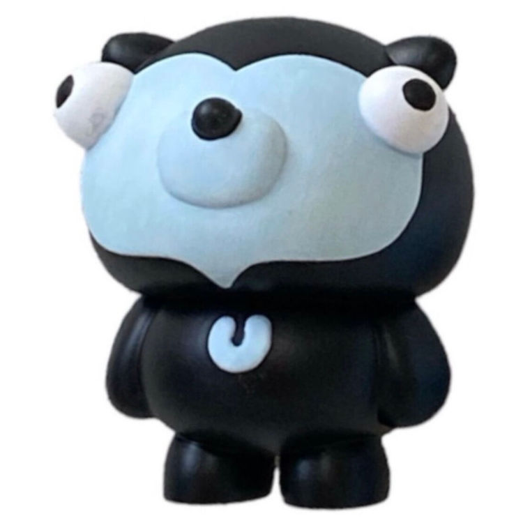 Dudu (Pastel Blue & Black) by Drawdelow