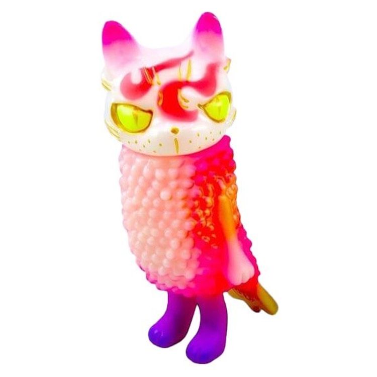 Ebineko Shimmering Pink GID by Yasu Ebineko