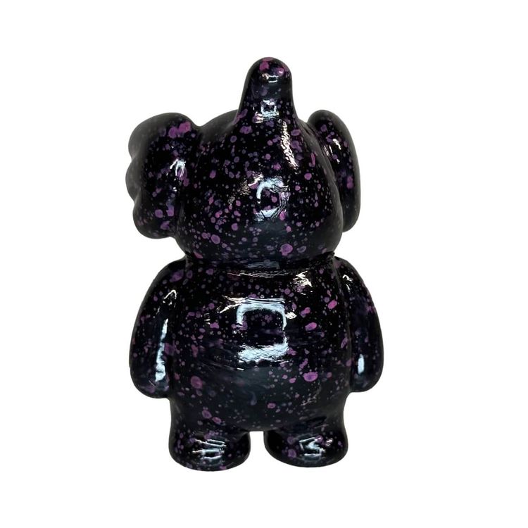 Elfie (black with pink splatter) by Teeewizzle (Thad Wilkes)