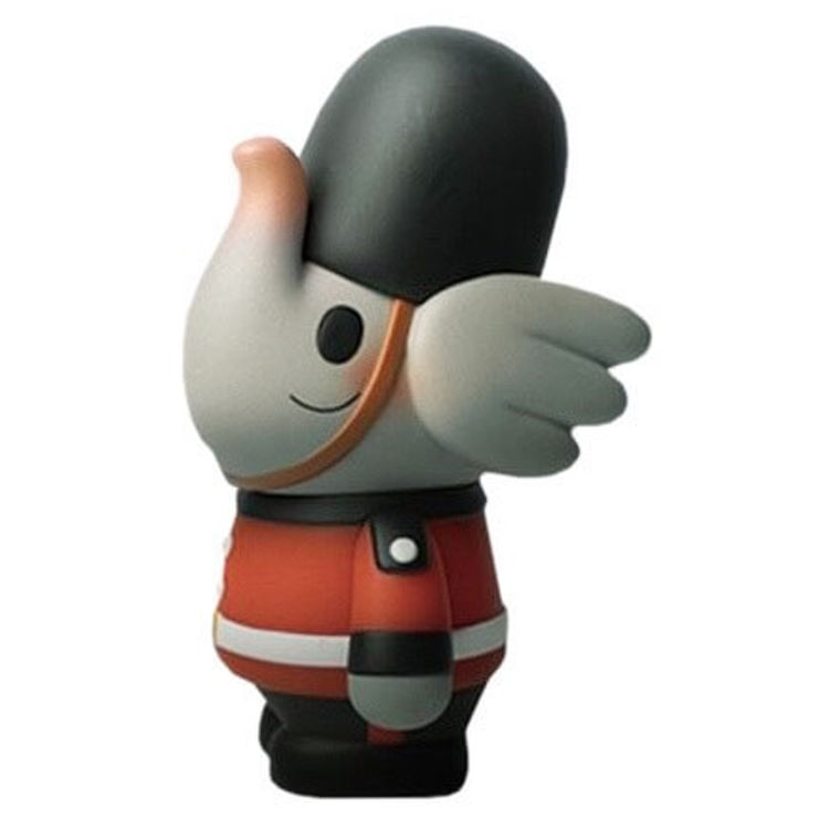 Elfie Traveller UK 2024 by Too Natthapong
