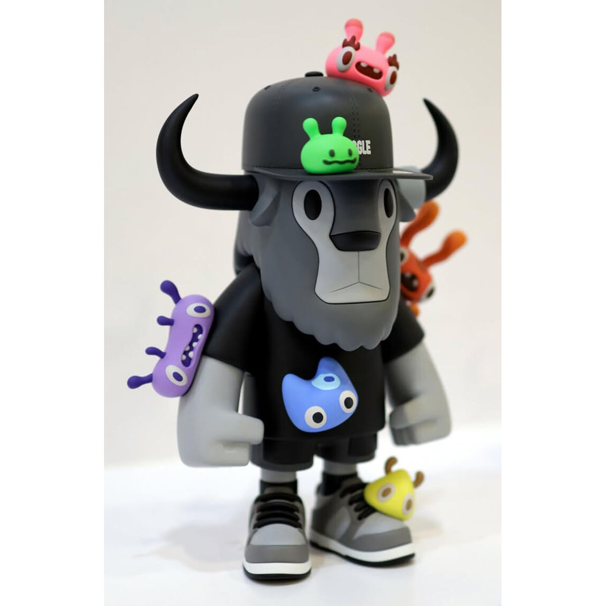 FFALO Wiggle Wiggle Monsters (Mono Version)