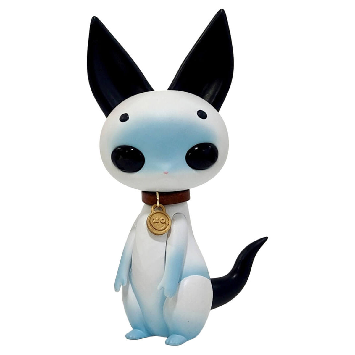 Felinia with Toy Holic Gold Pendant
