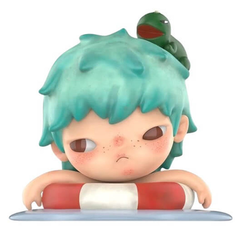 Float Hirono by Lang Studio