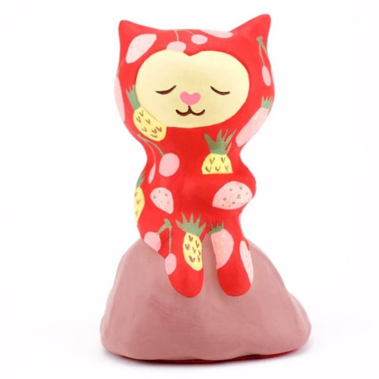 Fruity Kitty “Clutter Special Rainbow Kawaii Edition” by Aya Kakeda