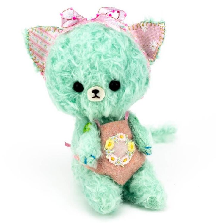 G – Flower Shop Kitty by Eimi Takano