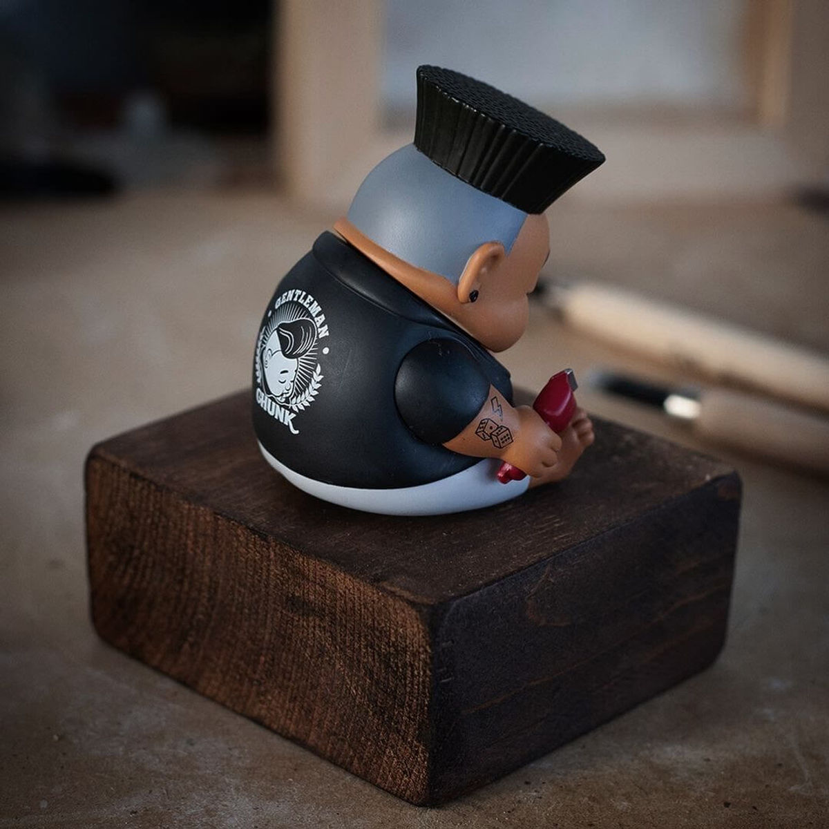 Gentleman Chunk (with Razor)