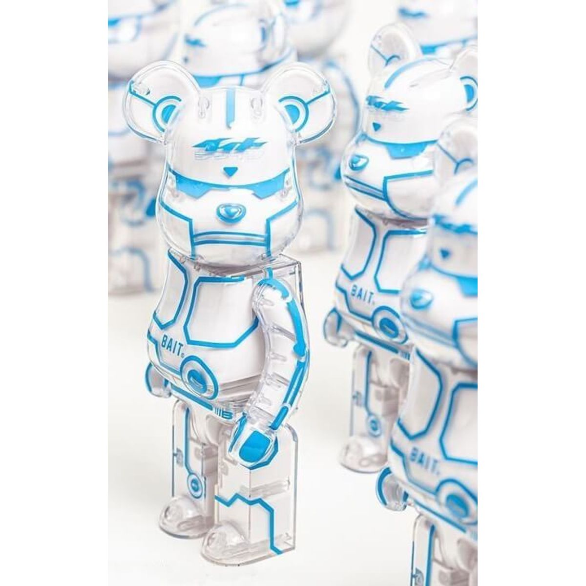 400% Ghost Exo Mechasuit BAIT Bearbrick