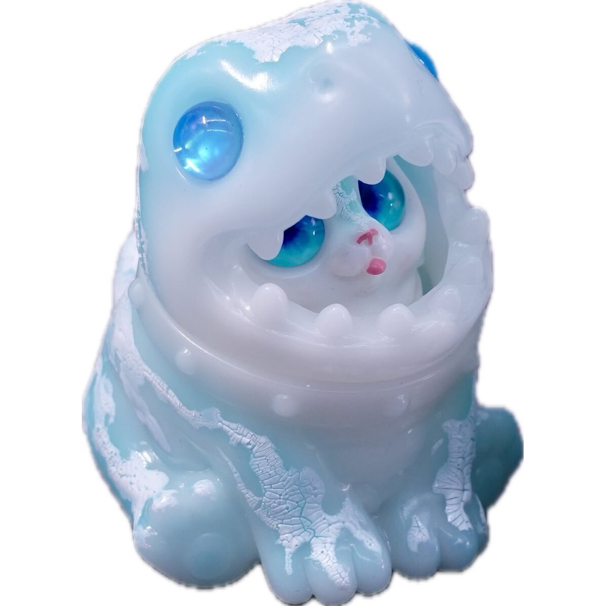 Glacier Dino Cat