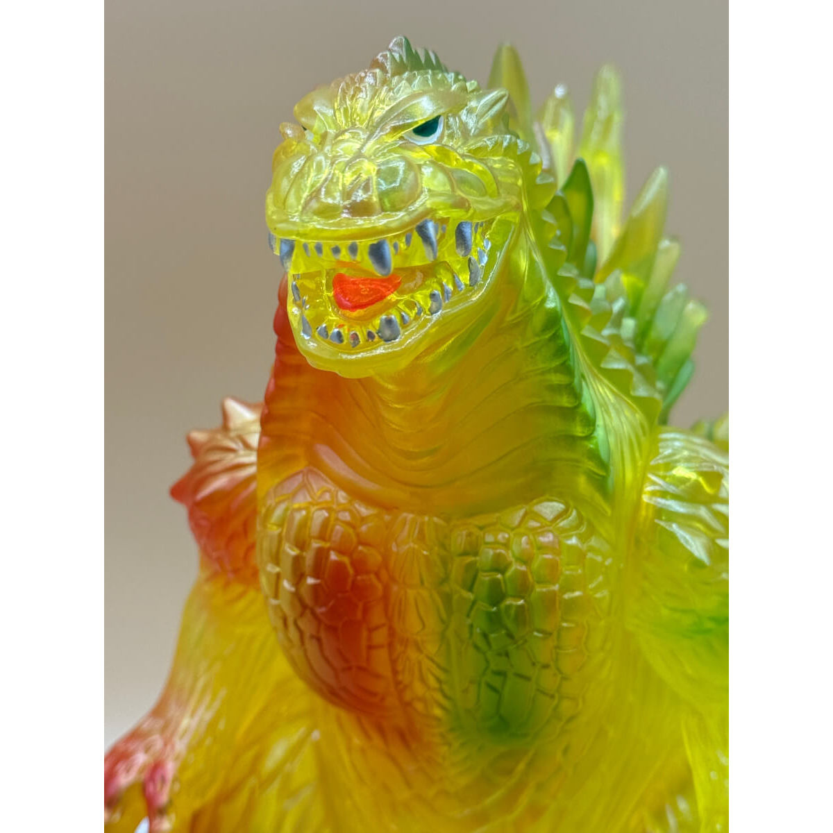 Godzilla 1999 - Golden Yellow Clear (Split)