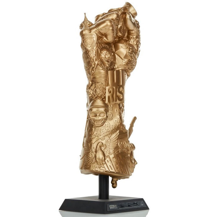 Gold Uprise (Dcon 2023) by Tristan Eaton