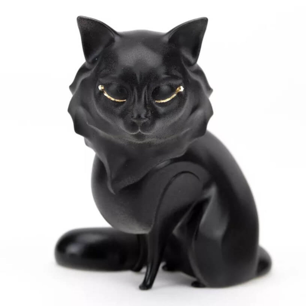 Golden Eye Kuro Neko