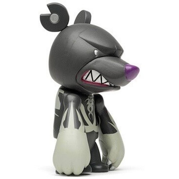 Gouriki Knucklebear Qee by Touma
