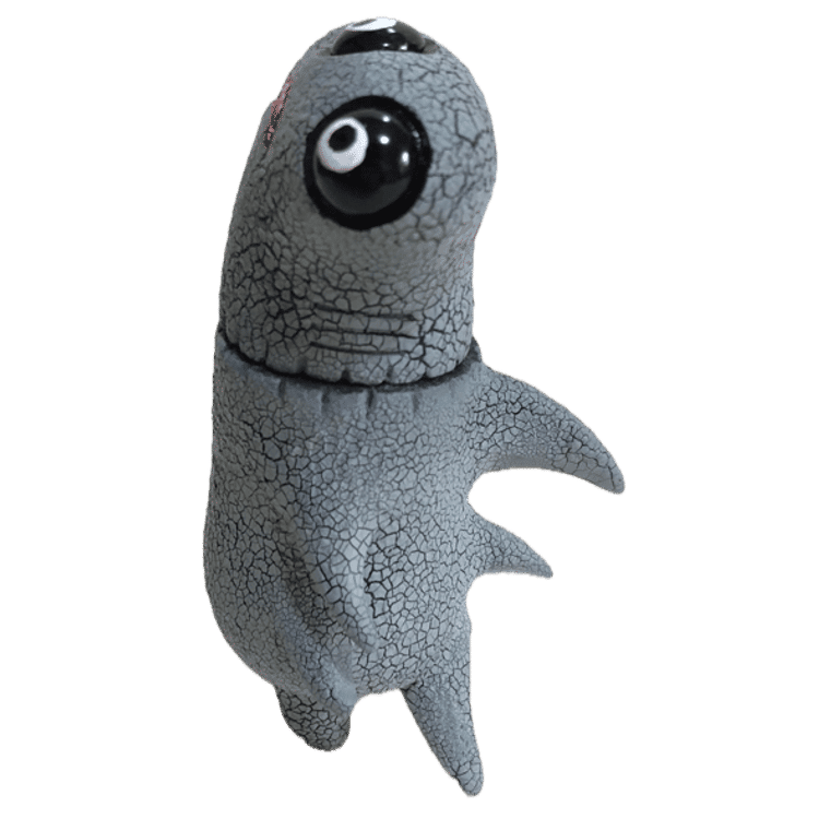 No. 23 Jamila Gray Crackle by Yasu Ebineko