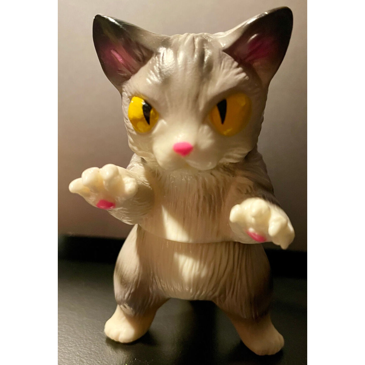 Grey Stripe Blue Back Nekoron