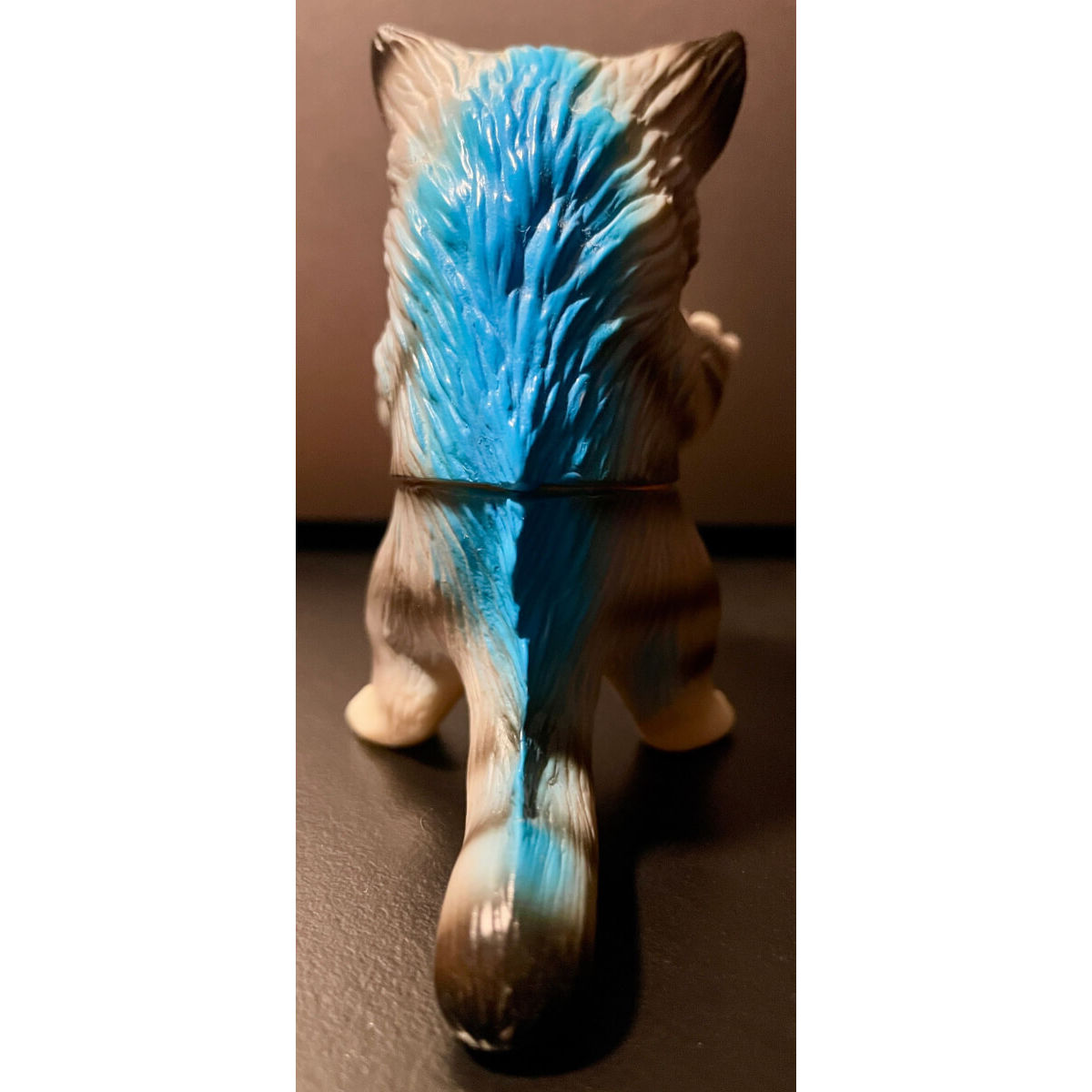 Grey Stripe Blue Back Nekoron