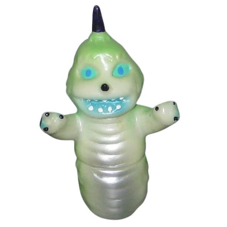 Grumble Toy x Grass Hut Forum Exclusive GID Wormrah by Grumble Toy (Ainsley Sturko)