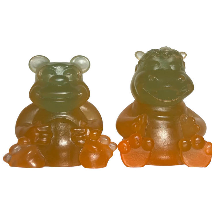 Gumbearto and Hippie Pam Blue Orange Glow by Fett.UpToys