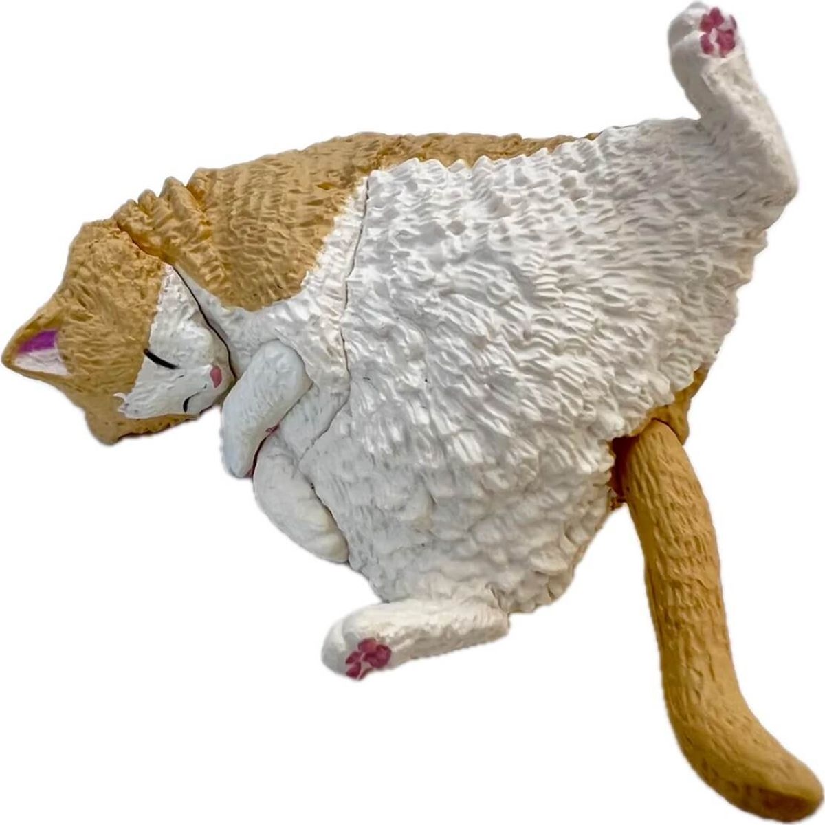 Hachiware Sleepy Cat