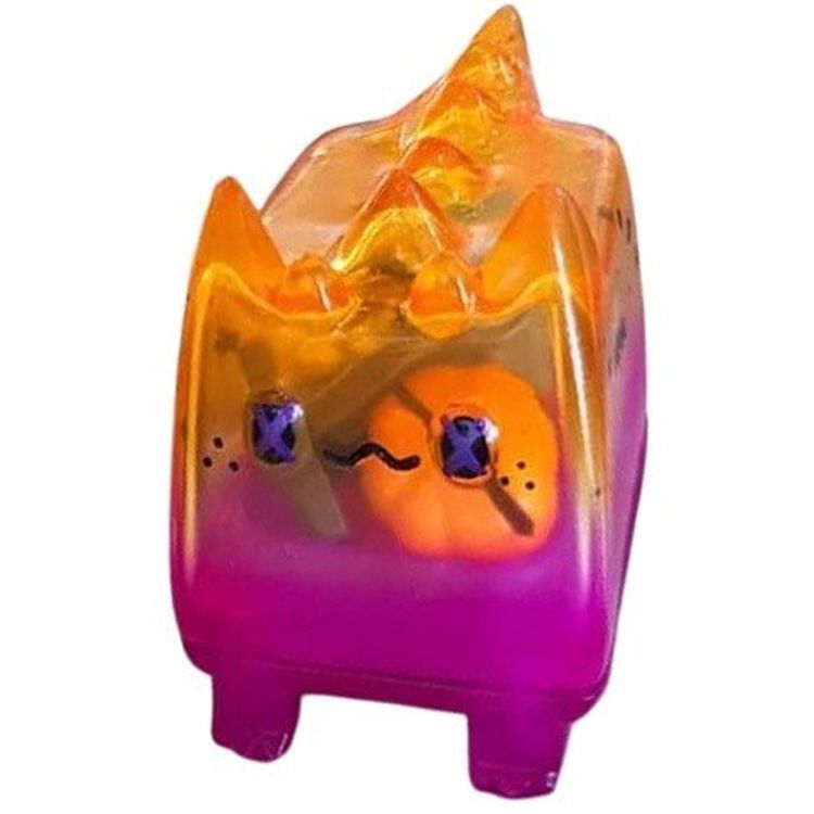 Halloween Dino Cat by Rato Kim