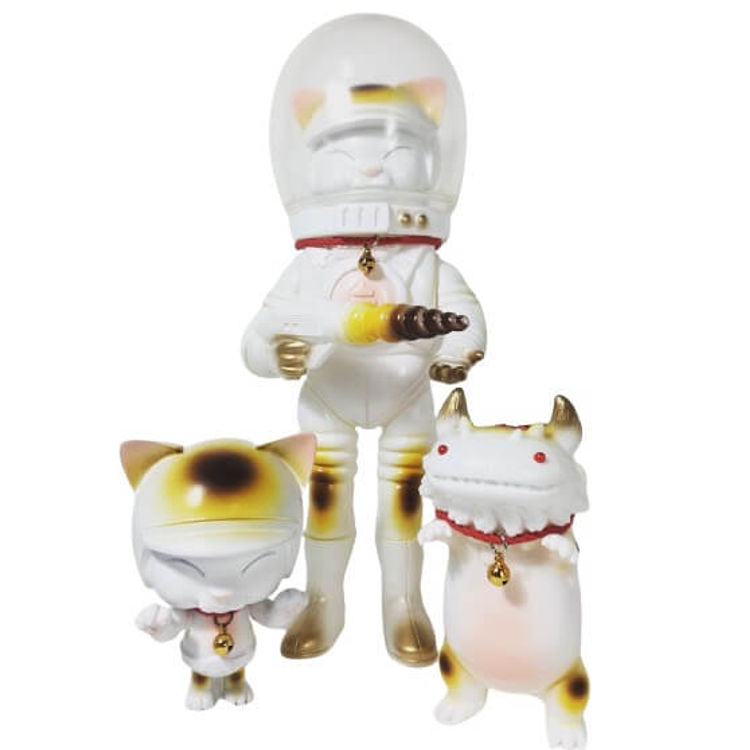 Have a lucky day - Shon solo exhibition one off custom by Shon Side