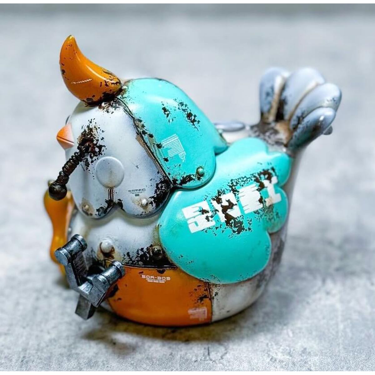 Heavy Industry Ball Ball Bird (Teal Orange)