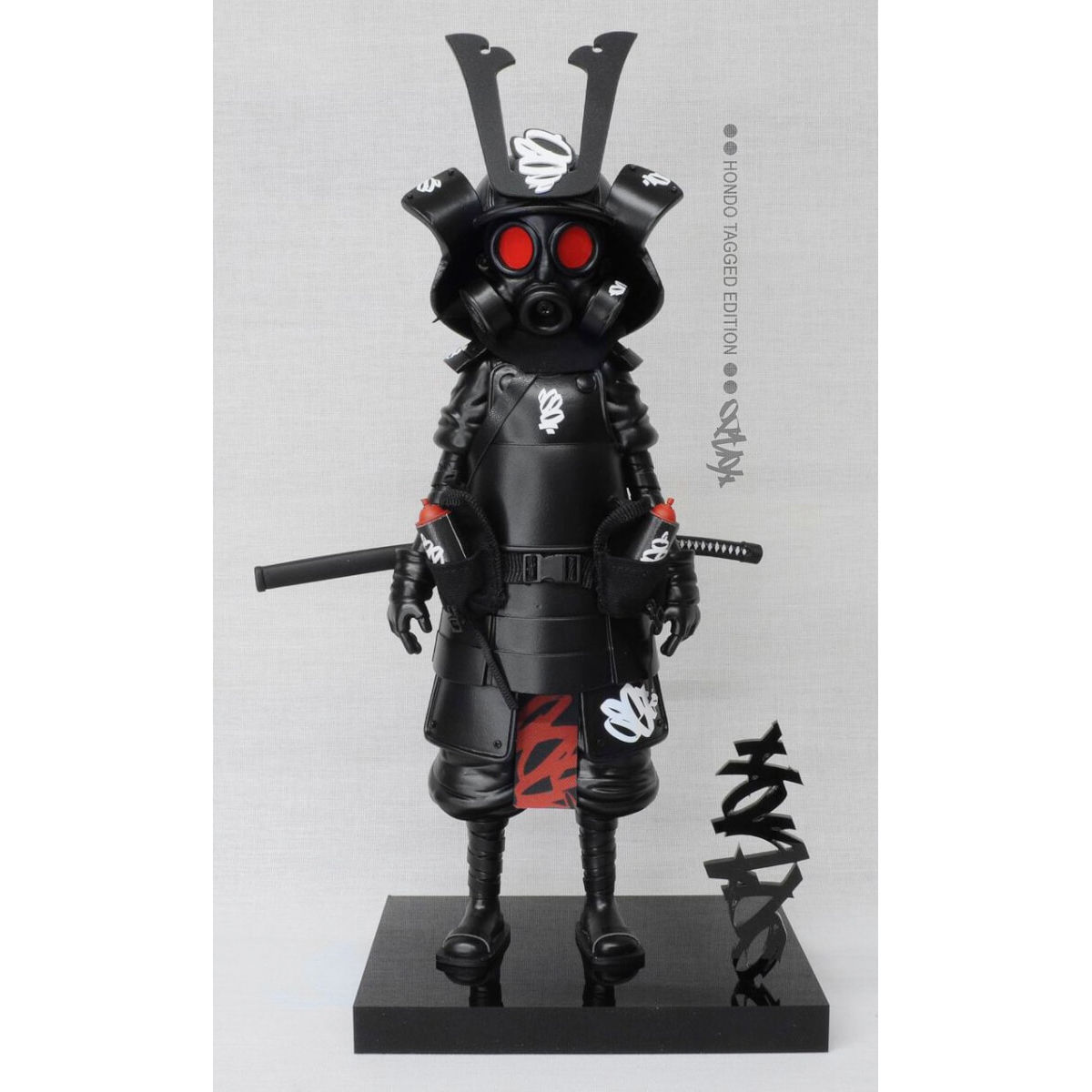 Hondo Tagged Seven - Black Red